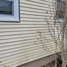 House Washing in Endicott, NY 6